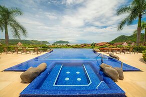 Miramar 2D -3 Bedr 3 Bath Ocean View