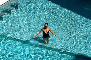 Bella Nara Phuket Naiyang Beach