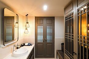 Bella Nara Phuket Naiyang Beach