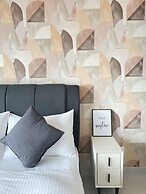 Datum Jelatek by Plush