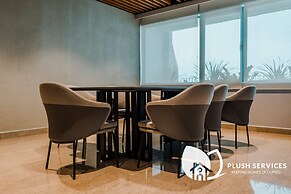 Datum Jelatek by Plush