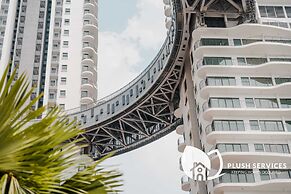 Datum Jelatek by Plush