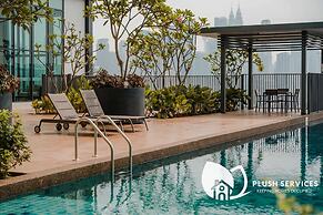 Datum Jelatek by Plush