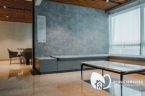 Datum Jelatek by Plush