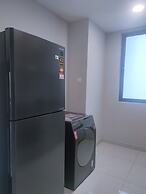 Datum Jelatek by Plush