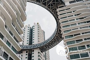 Datum Jelatek by Plush