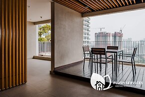 Datum Jelatek by Plush