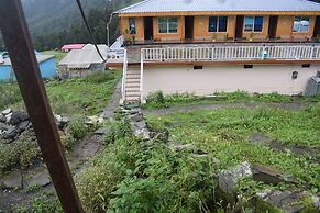 Chopta Himrab Resort