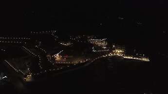 Galleu Hill Resort