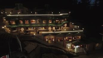 Galleu Hill Resort