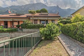 Casa Mimosa in Lierna