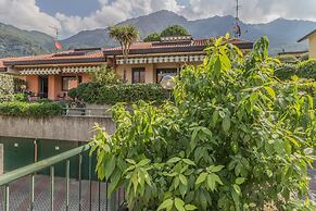 Casa Mimosa in Lierna