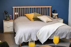 Printhouse Boutique STU10 by Sea N' Rent