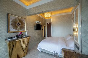 Ritz Residence @ Imago Mall Loft B