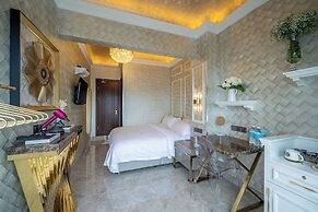 Ritz Residence @ Imago Mall Loft B