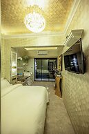 Ritz Residence @ Imago Mall Loft B