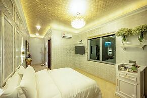 Ritz Residence @ Imago Mall Loft B