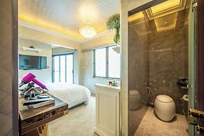 Ritz Residence @ Imago Mall Loft B