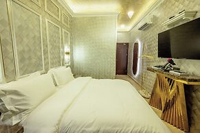 Ritz Residence @ Imago Mall Loft B