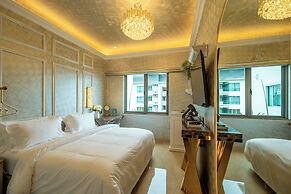 Ritz Residence @ Imago Mall Loft B