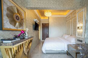 Ritz Residence @ Imago Mall Loft B