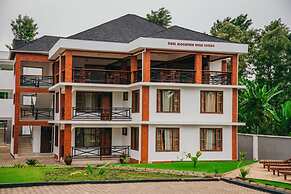 Dual Mountain View Lodge