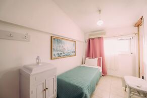 Yiannis' Maizonette Ancient Olympia