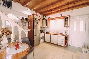 Yiannis' Maizonette Ancient Olympia