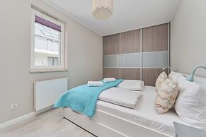 Elegant Wroclaw Apartment by Renters