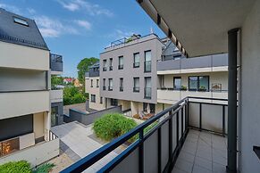 Elegant Wroclaw Apartment by Renters