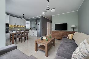 Elegant Wroclaw Apartment by Renters