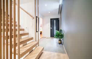 Enter Tromsø Luxury Villa