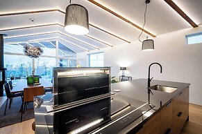 Enter Tromsø Luxury Villa