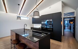 Enter Tromsø Luxury Villa