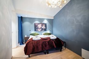 Enter Tromsø Luxury Villa