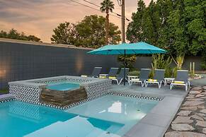 The Desert Xscape Pool Views