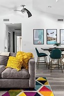 Poolside Palm Springs Paradise