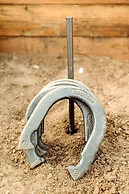 Cozy Rustic Home Minutes to Joshua Tree Nat l Park