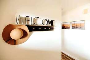 Cozy Rustic Home Minutes to Joshua Tree Nat l Park