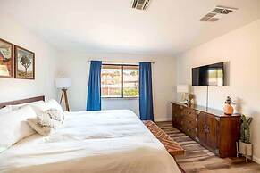 Cozy Rustic Home Minutes to Joshua Tree Nat l Park