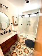 Cozy Rustic Home Minutes to Joshua Tree Nat l Park