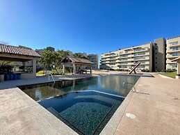 Glamorous Fully Equipped Condo With Amazing Sunset