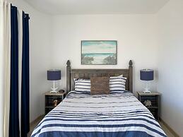 Glamorous Fully Equipped Condo With Amazing Sunset