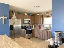 Glamorous Fully Equipped Condo With Amazing Sunset