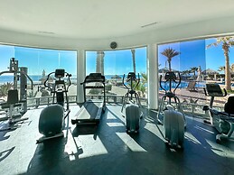 Quiet Beachfront Condo With Pools Private Beach