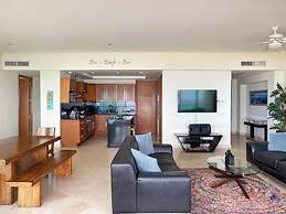 Quiet Beachfront Condo With Pools Private Beach