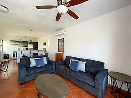 Mexican Ambience Townhome With Pool 28