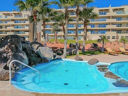Modern Ocean View Condo With Pools Gym