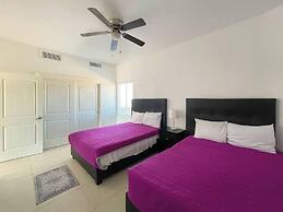 Modern Ocean View Condo With Pools Gym