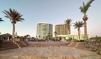 Stylish Condo With Serene Beach Infinity Pool